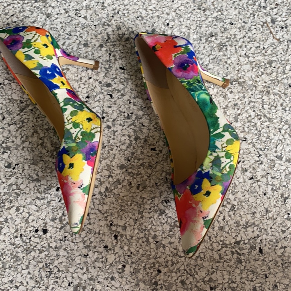 Ivanka Trump Heels - Picture 2 of 3